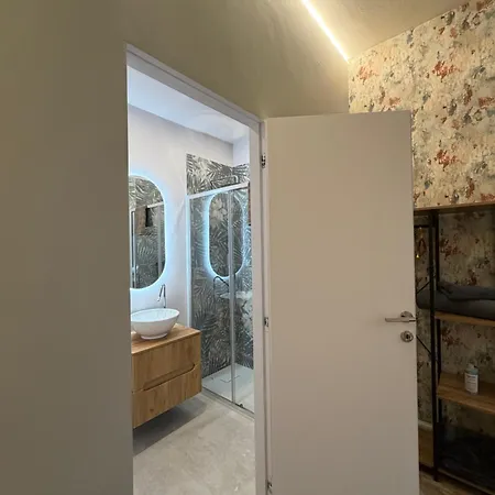 Califla Πανσιόν 3*